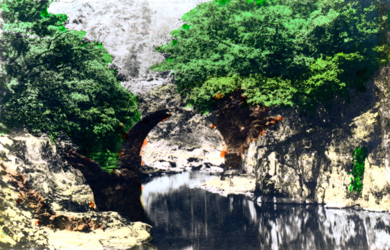 Római híd Bettws-y-Coednél, Gwyneddben, 1926. alkotó: Cavenders Ltd