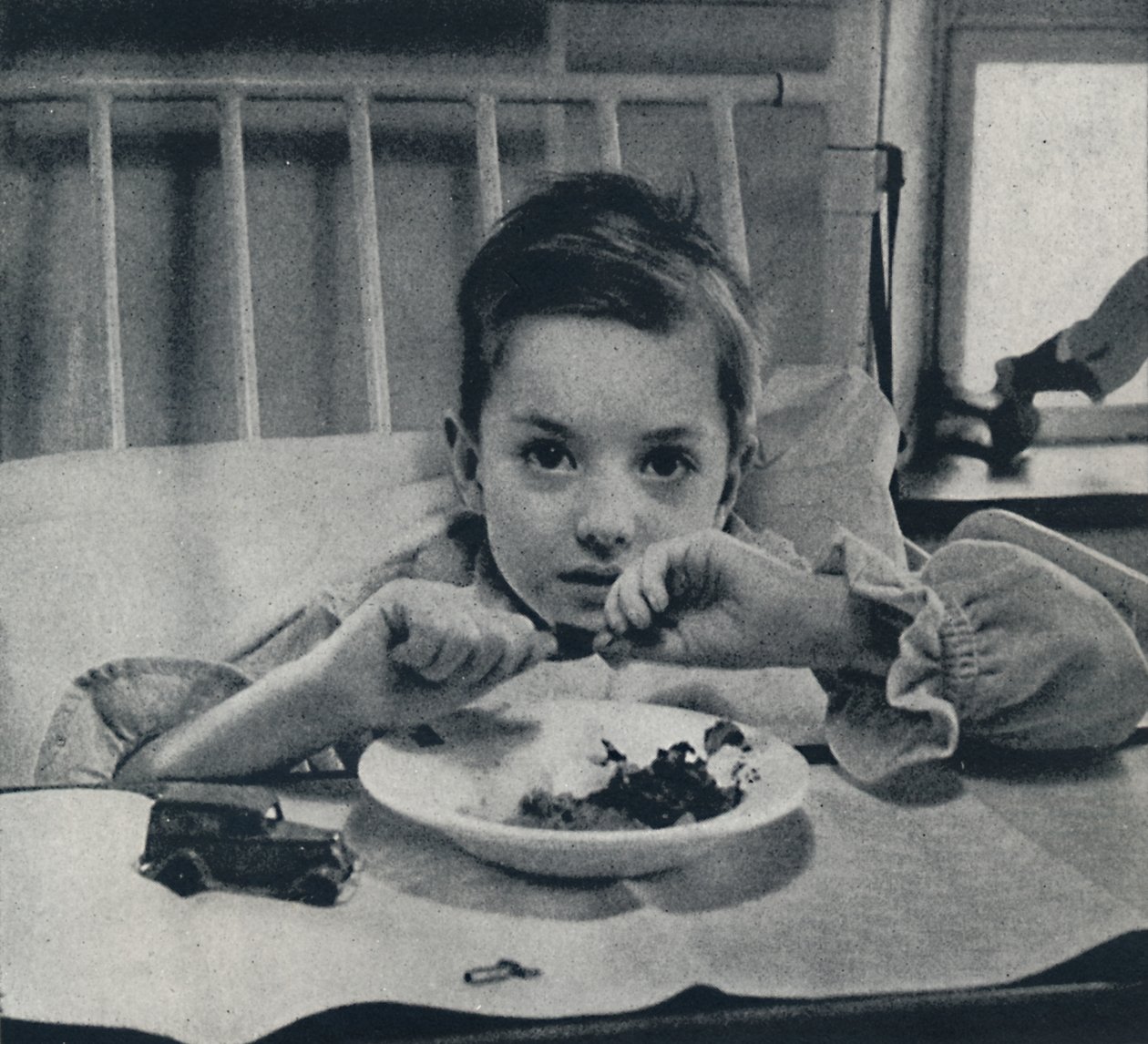 Egy kisgyerek, aki könnyedén lélegzik, és minden tagjában érzi életét, mit kell tudnia alkotó: Cecil Beaton