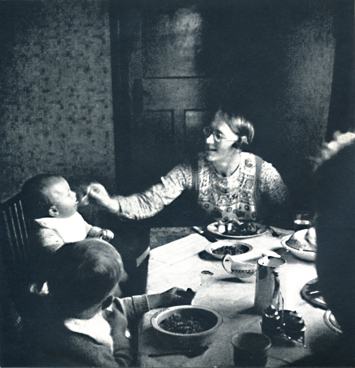 Egy szép meleg vacsora, 1941 alkotó: Cecil Beaton