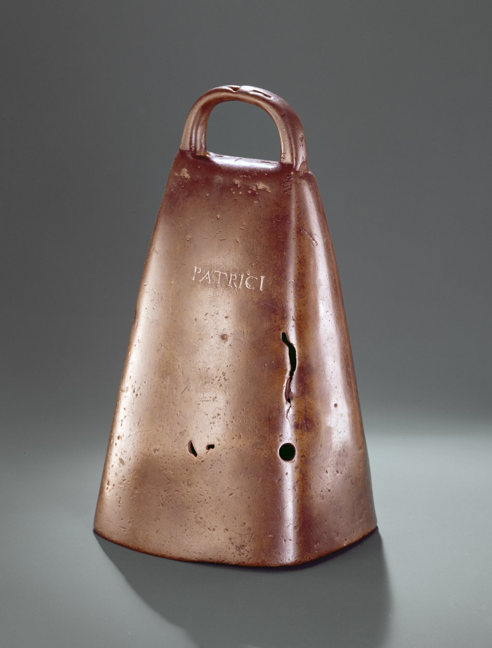 Bell of Clogher, Írországból (bronz) alkotó: Celtic