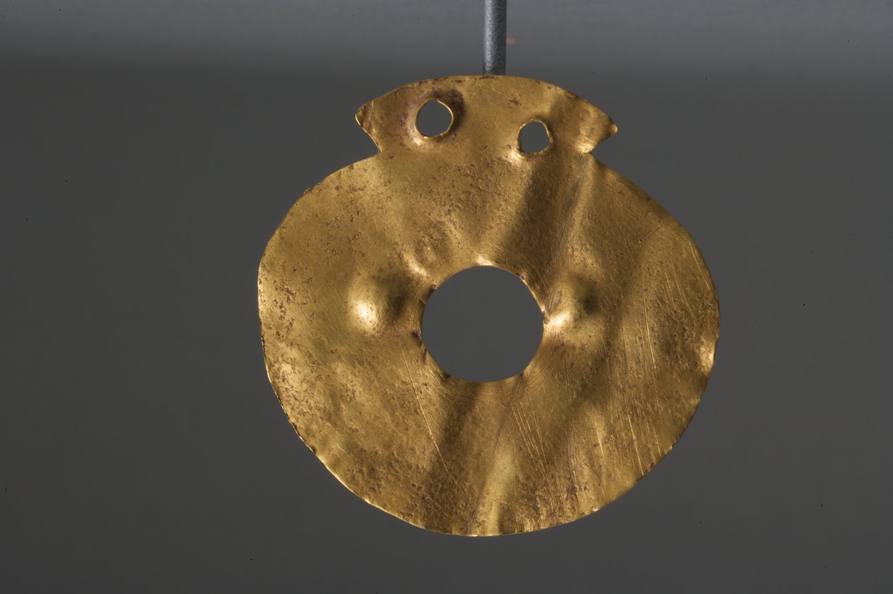 Kárpátok stilizált istennője, rézkori (arany) alkotó: Chalcolithic