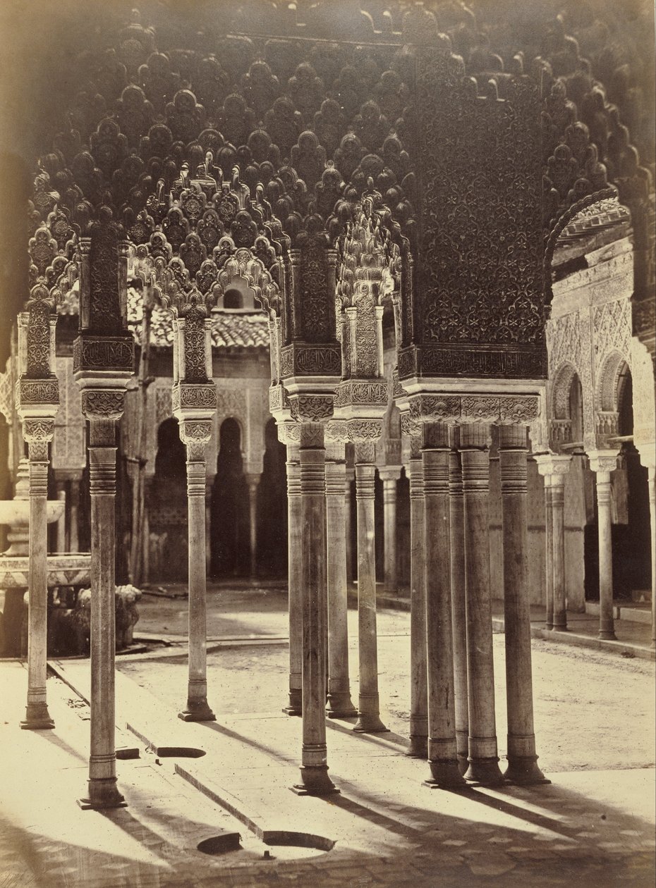 (Az oroszlánok udvara az Alhambrában (Patio de los Leones en la Alhambra)) alkotó: Charles Clifford
