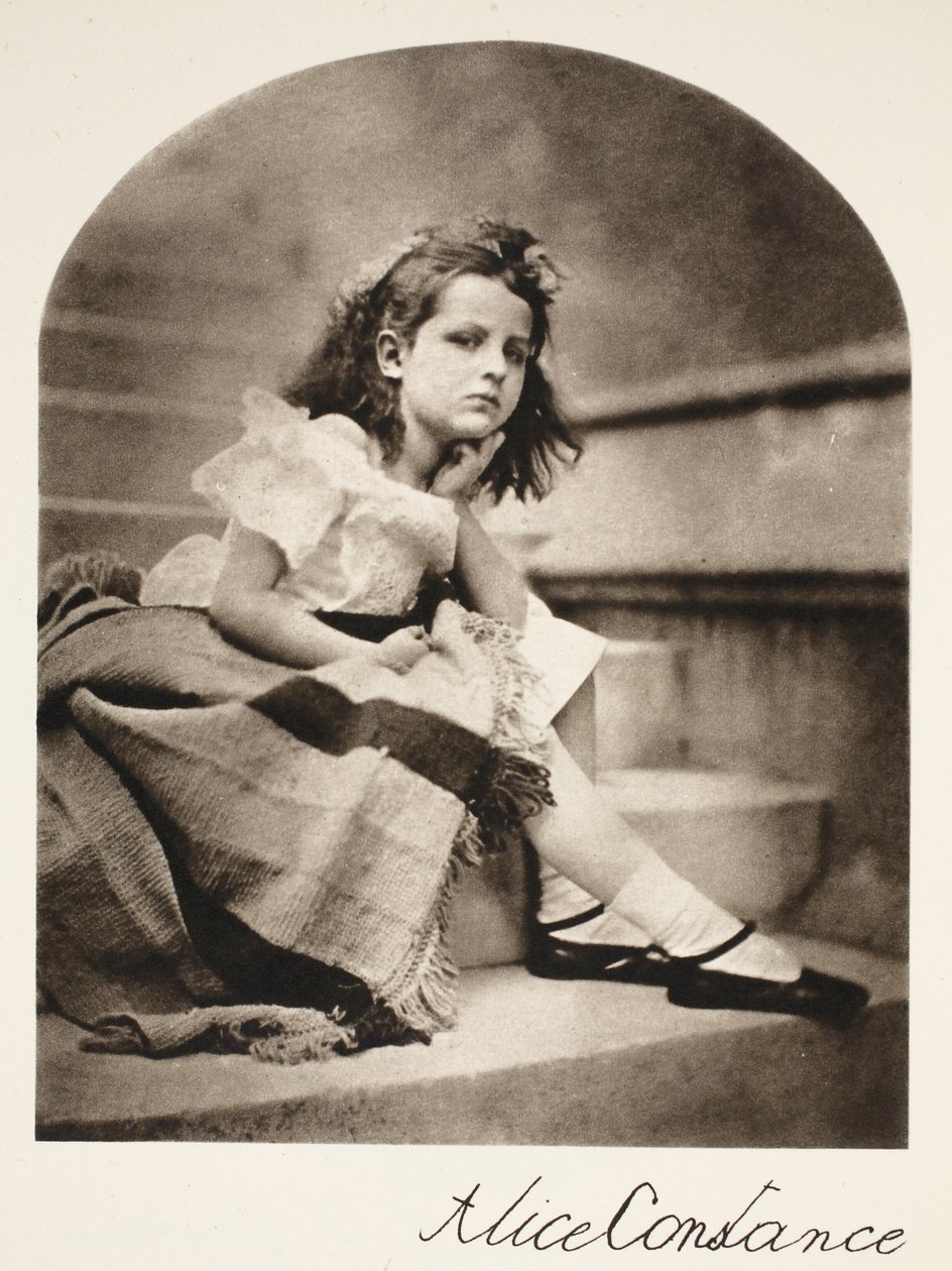 Alice Constance Westmacott, 1864. július 9. (szepia fotó) alkotó: Charles Lutwidge Dodgson