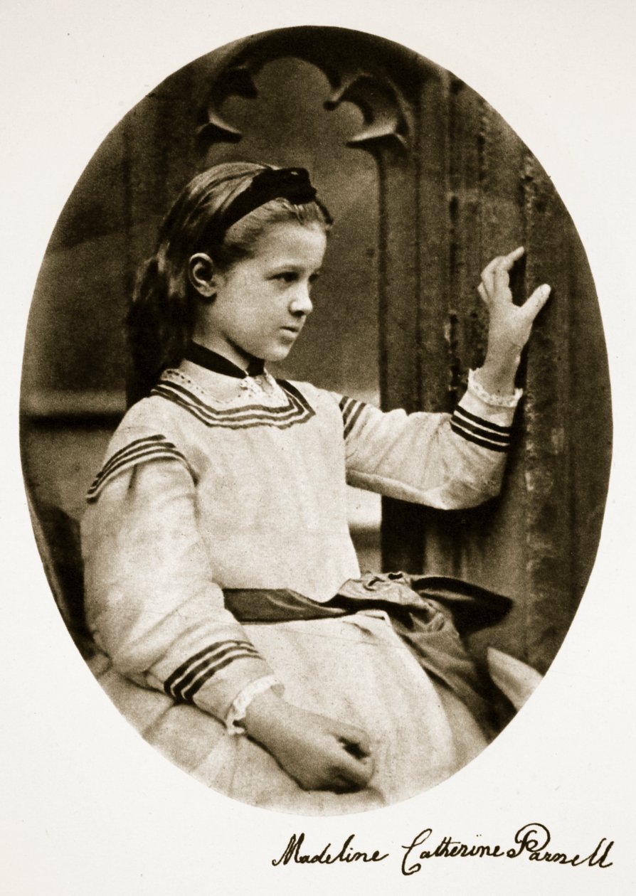 Madeline Catherine Parnell, 1864. július 7. (szépia fotó) alkotó: Charles Lutwidge Dodgson
