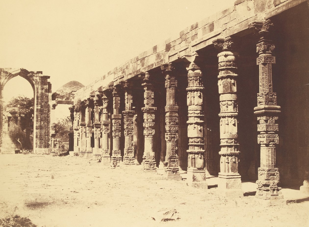A hindu templom belseje Kootubban alkotó: Charles Moravia