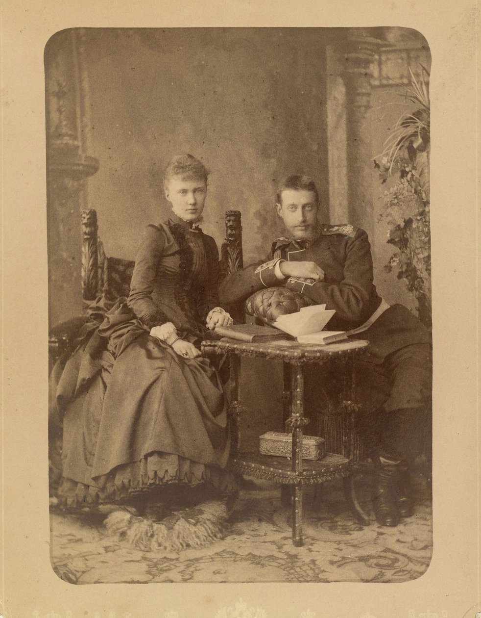 Konstantin Konstantin orosz és Erzsébet Mavrikievna orosz (szül. Erzsébet szász-altenburgi hercegnő) – Konstantin Konstantin orosz nagyherceg (1858-1915) és Elizaveta Mavrikievna orosz nagyhercegnő (1865-1927), szerző: Bergamasc alkotó: Charles Bergamasco