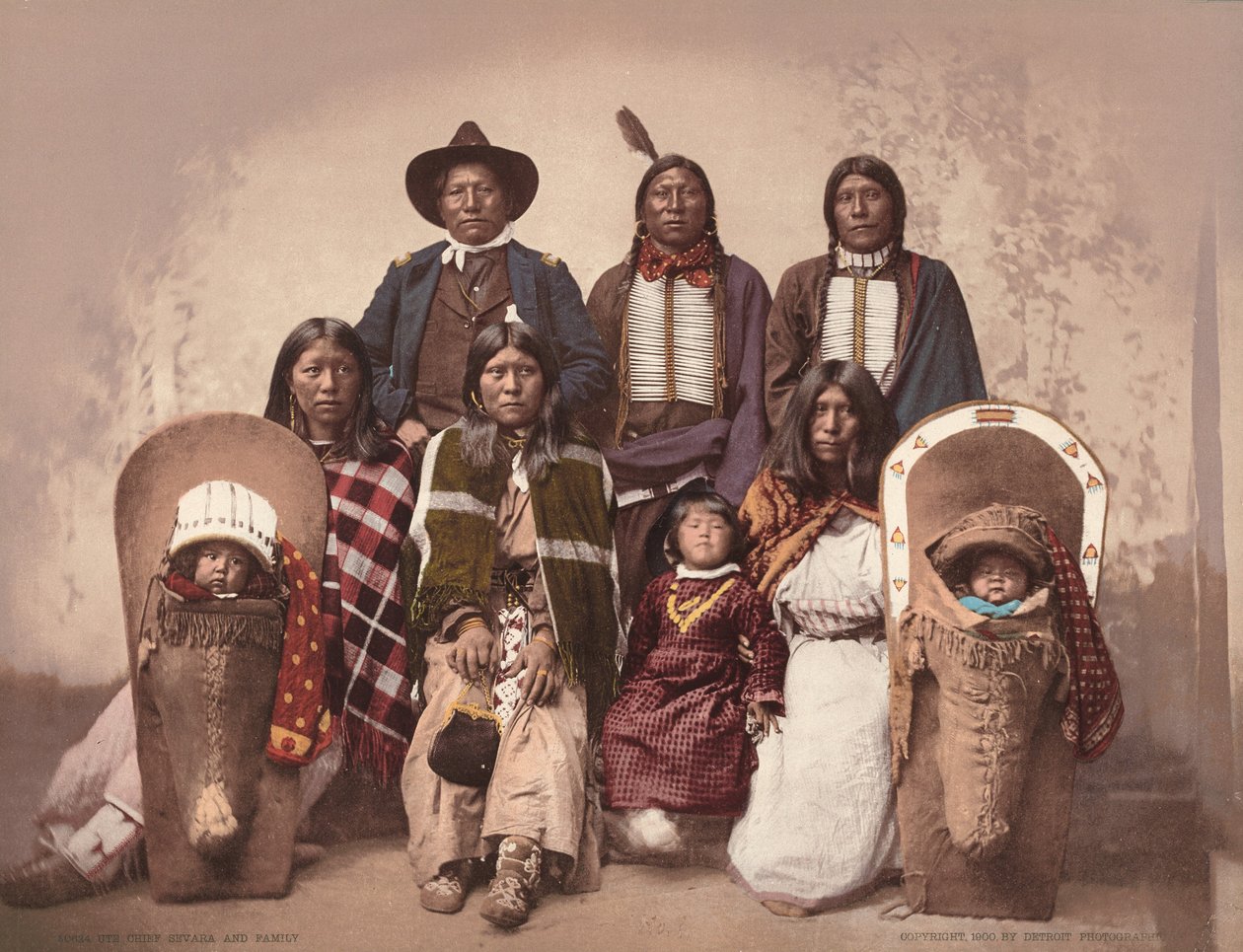Severo Ute törzsfőnök és családja,c. 1885, megjelent 1900 (fotó) alkotó: Charles A. Nast