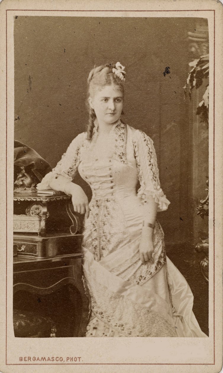 Caroline Salla operaénekesnő portréja Caroline Louise de Septavaux c. 1880. alkotó: Charles Bergamasco