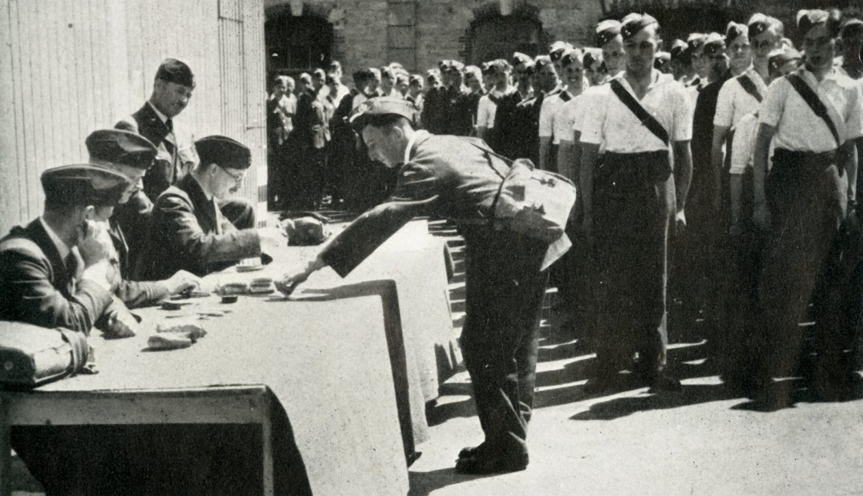 Fizetőnapi kihagyásos élet a Királyi Légierőnél rendszeres időközönként, 1941. alkotó: Charles Brown
