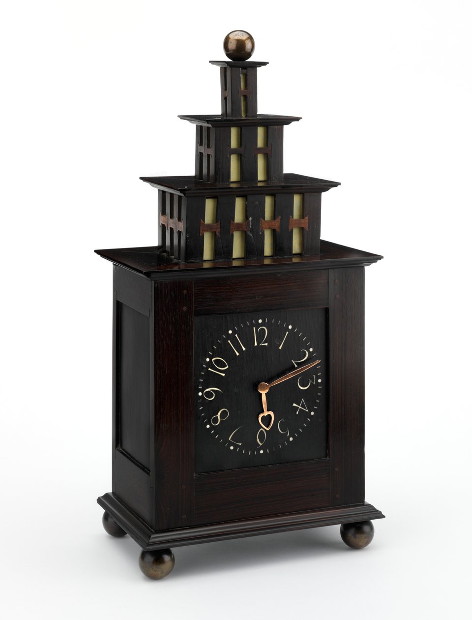 Óra, 1903-06 (ébenfa és elefántcsont) alkotó: Charles Francis Annesley Voysey