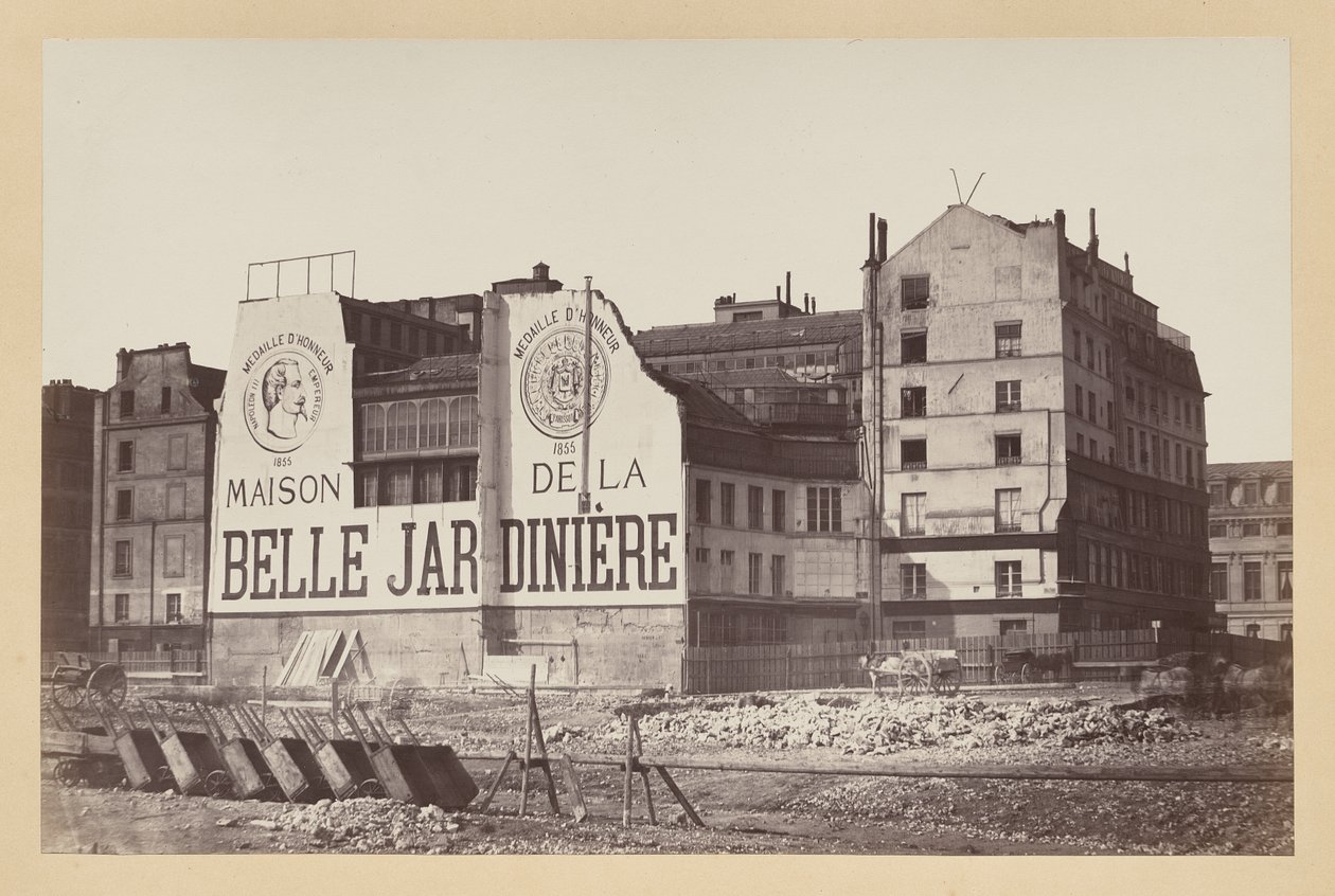 La Belle Jardinère: a Rue de la Cité-n található üzlet a bontás során, Párizs alkotó: Charles Marville