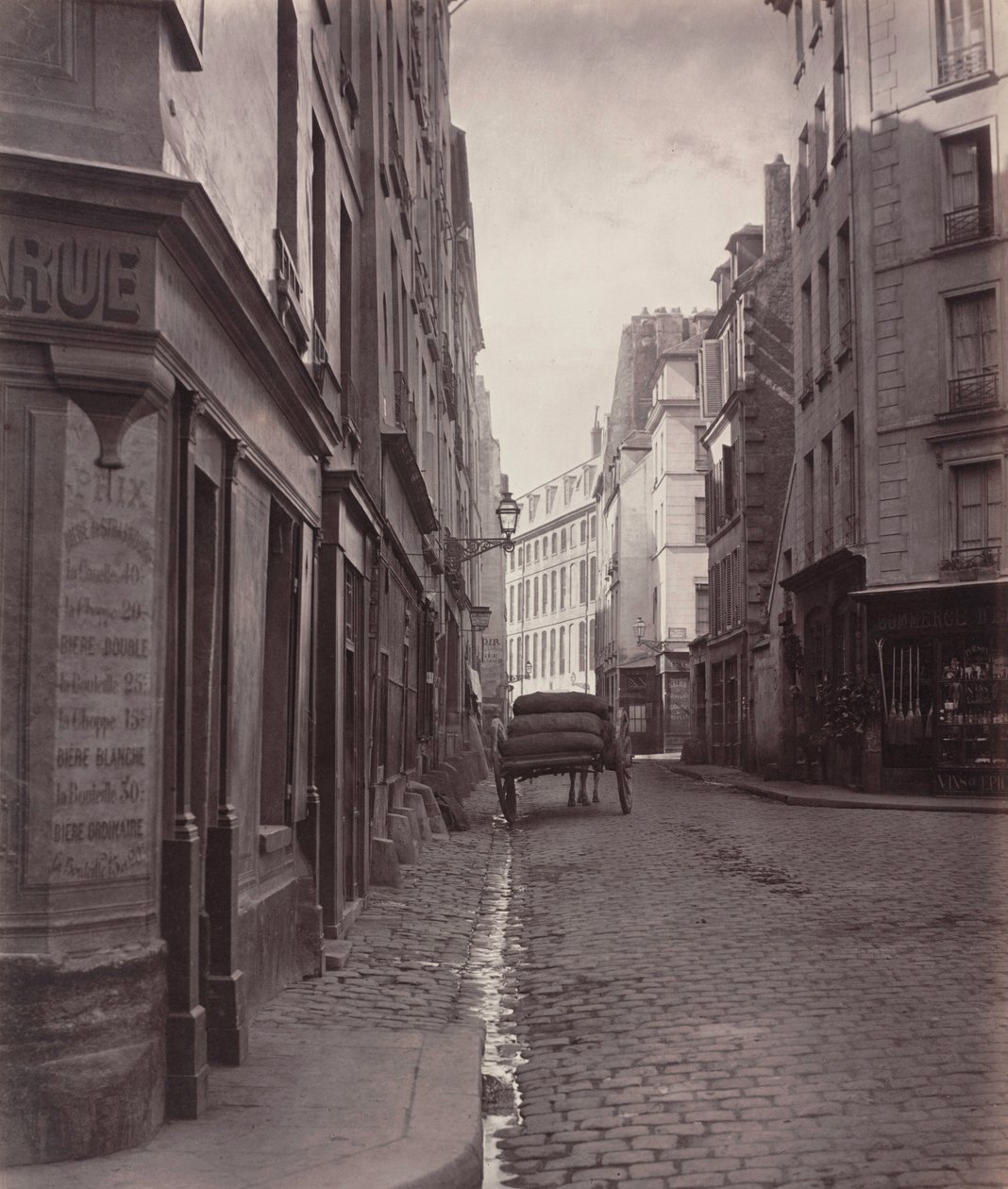 Rue de la Bûcherie, a Saint-Ambroise zsákutcából (5. kerület) alkotó: Charles Marville