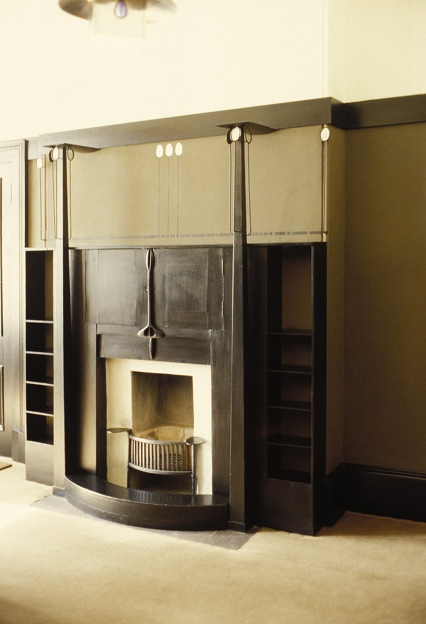 Feketére festett kandalló, 1914-1928 körül (fa, fém) alkotó: Charles Rennie Mackintosh