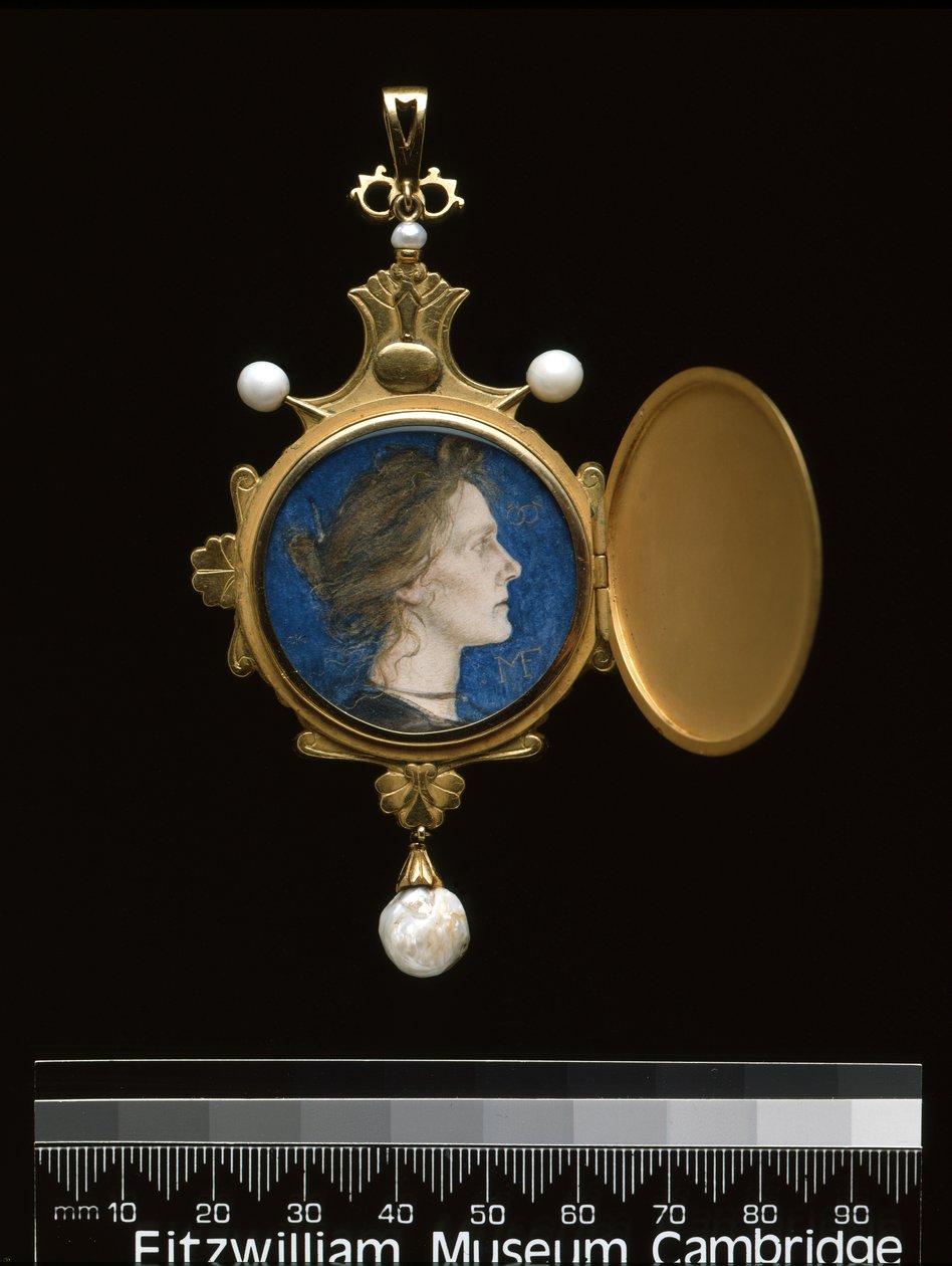 Medál: Miss Edith Emma Cooper (1862-1913) 1901 (arany, zománc, gyöngy és wc) alkotó: Charles Ricketts