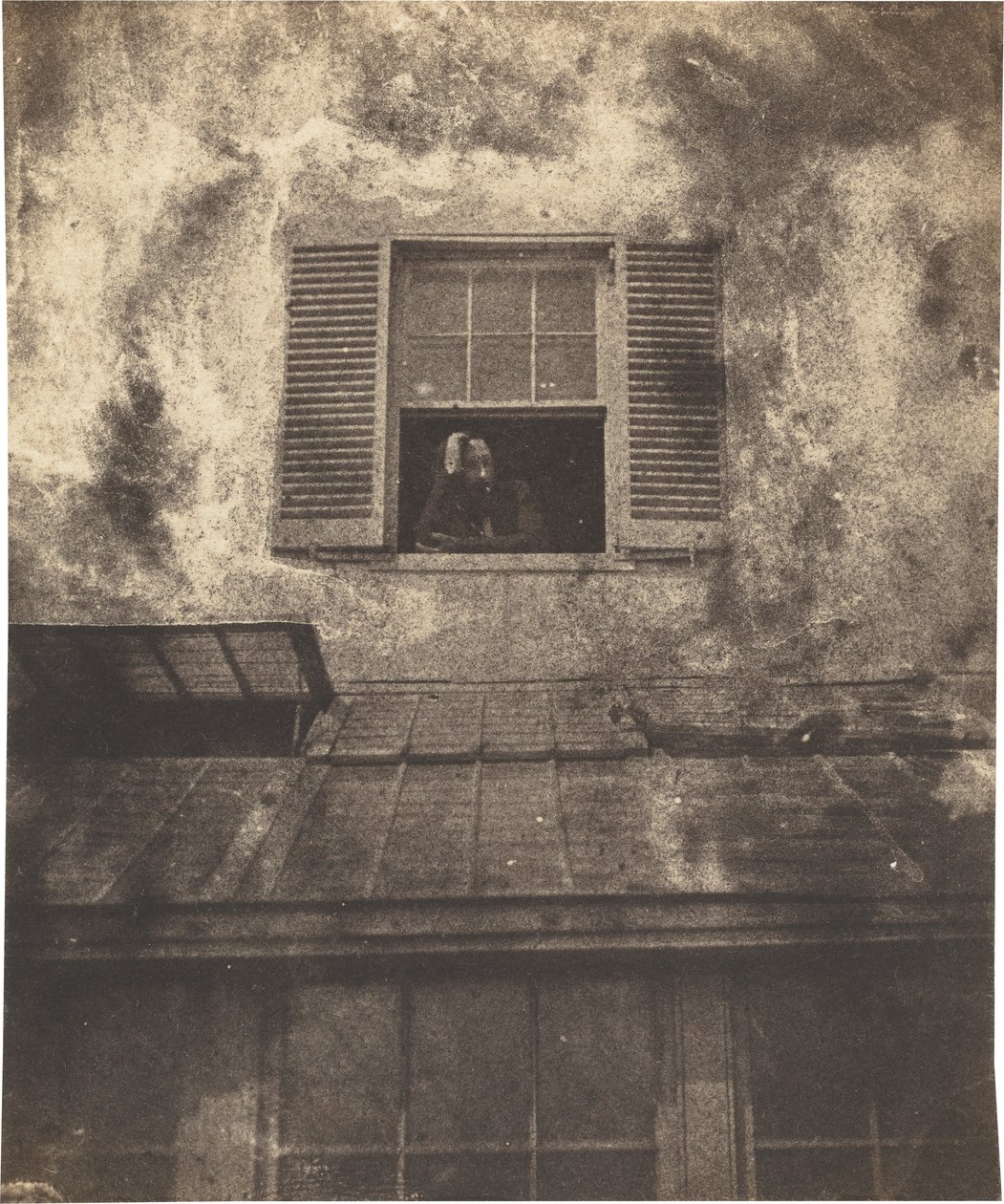Auguste Vacquerie egy ablakban, tengeri teraszon alkotó: Charles Victor Hugo with Auguste Vacquerie