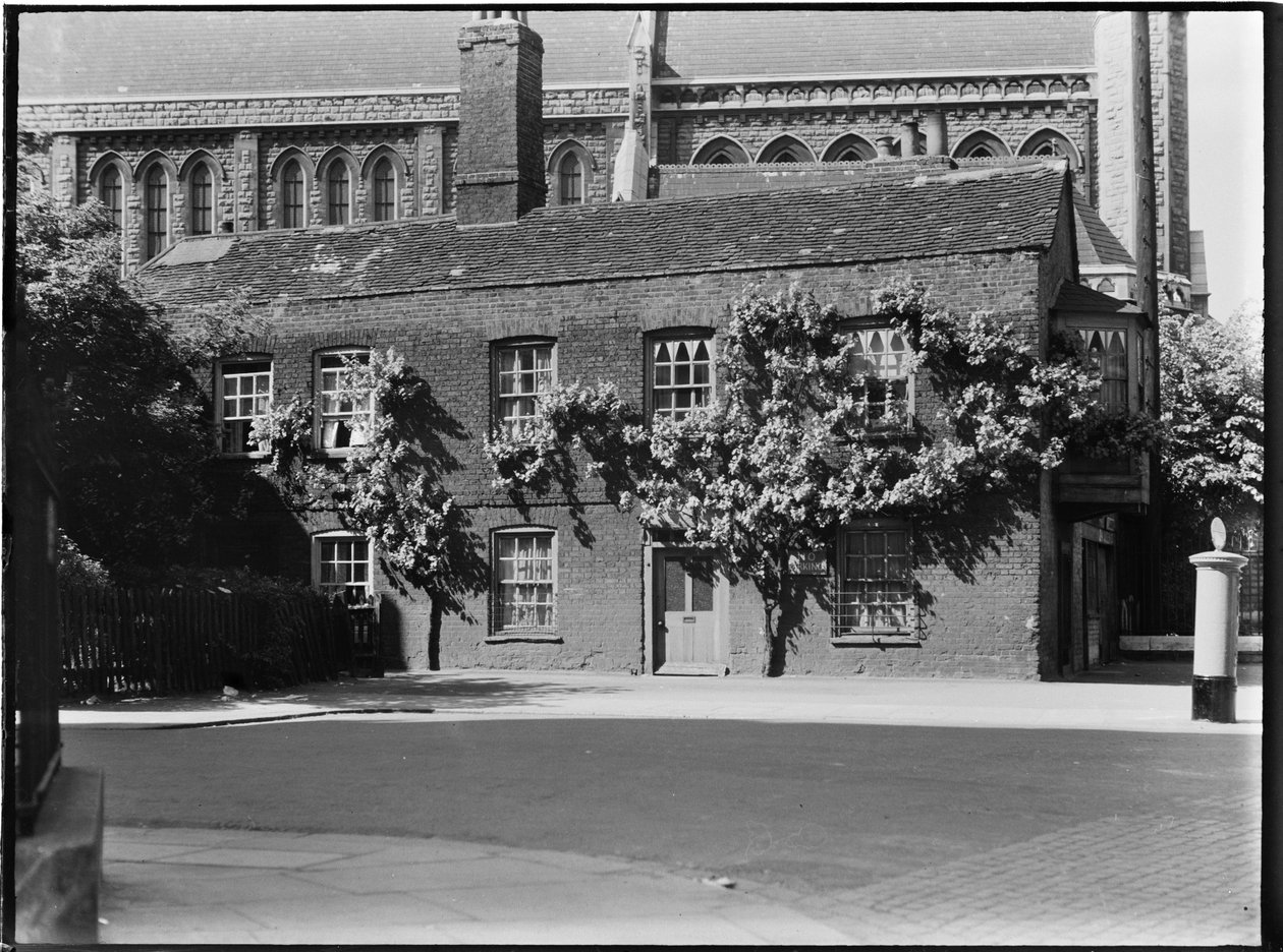 Queen Street 24-26, Hammersmith, Hammersmith és Fulham, Greater London Authority, 1930-as évek. alkotó: Charles William Prickett