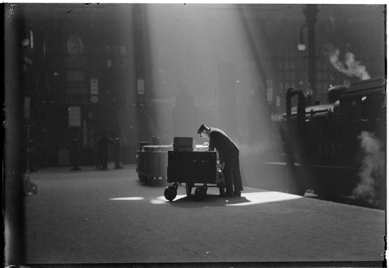 Liverpool Street Station, Liverpool Street, City of London, Greater London Authority, 1932. alkotó: Charles William Prickett