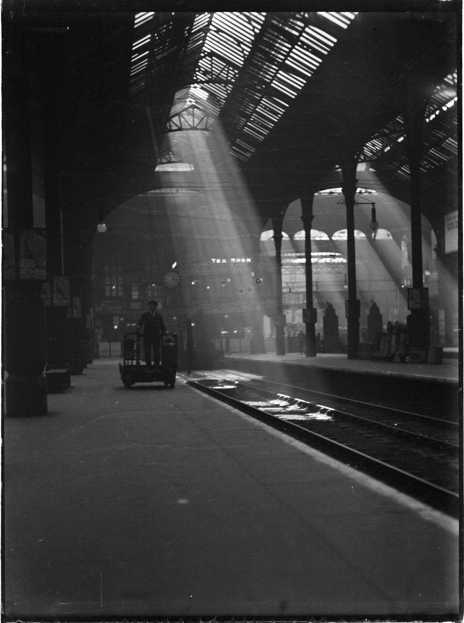 Liverpool Street Station, Liverpool Street, City of London, Greater London Authority, 1932. alkotó: Charles William Prickett