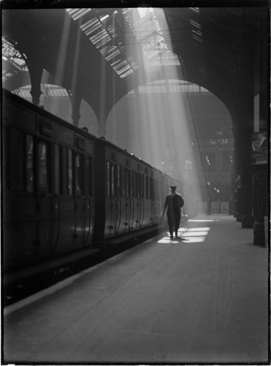 Liverpool Street Station, Liverpool Street, City of London, Greater London Authority, 1932. alkotó: Charles William Prickett