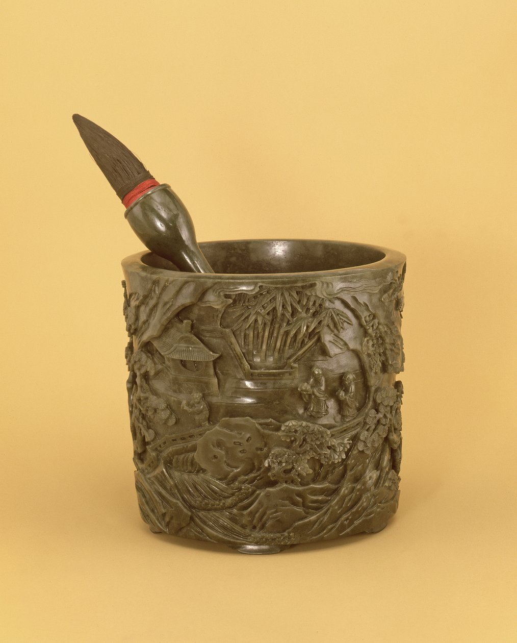 Tudós ecsettartó és ecset, Qianlong-korszak (1736-95) (nefritjade) (lásd még: 394818) alkotó: Chinese School