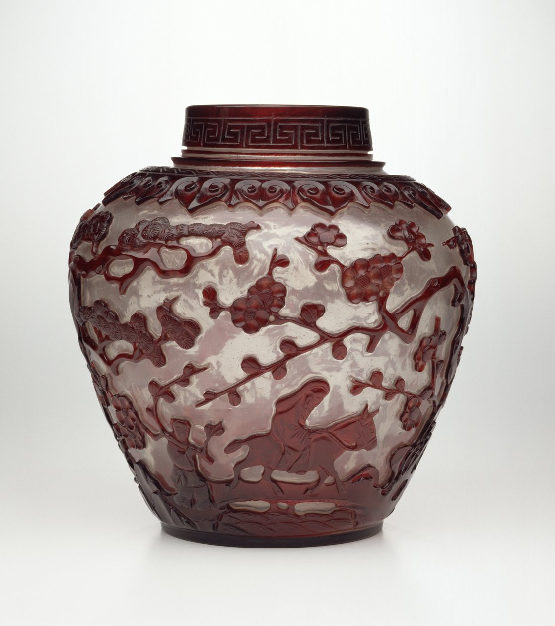 Kétszínű faragott pekingi tégely, Qianlong időszak, 1736-95 (üveg) alkotó: Chinese School