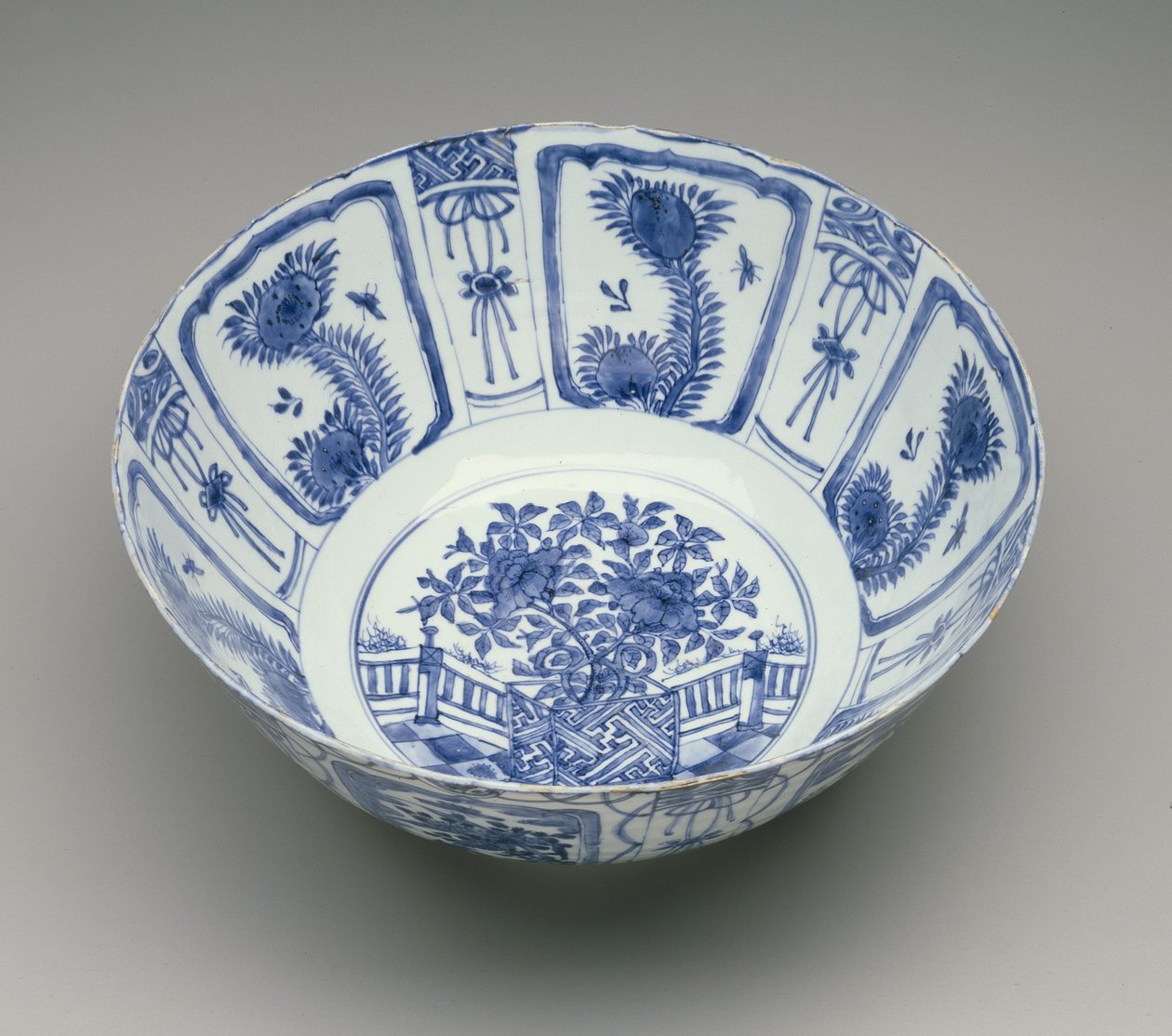 Tál, 1640-50 körül alkotó: Chinese School