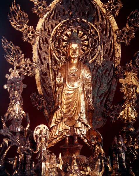 Maitreya Buddhának szentelt oltárkép részlete, 524 (aranyozott bronz) alkotó: Chinese School