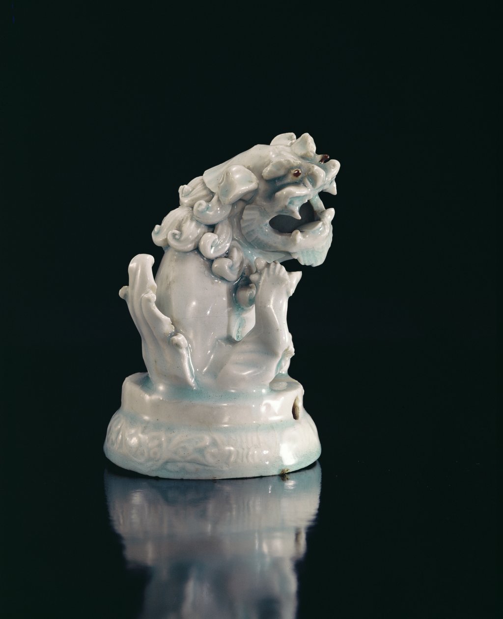 Tömjéntartó, Yuan-dinasztia (1271-1368), 14. század eleje (porcelán) (lásd még: 394844) alkotó: Chinese School