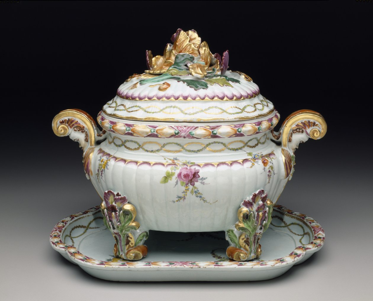 Tureen-on-stand, 1775 körül alkotó: Chinese School