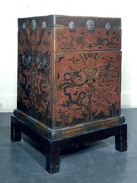 Wanli utazóláda, 1613 (lakk) alkotó: Chinese School