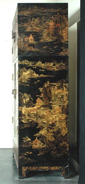 Császári gardrób, Qing-dinasztia, Kangxi-korszak (1662-1722) (arany lakk) alkotó: Chinese School Chinese School