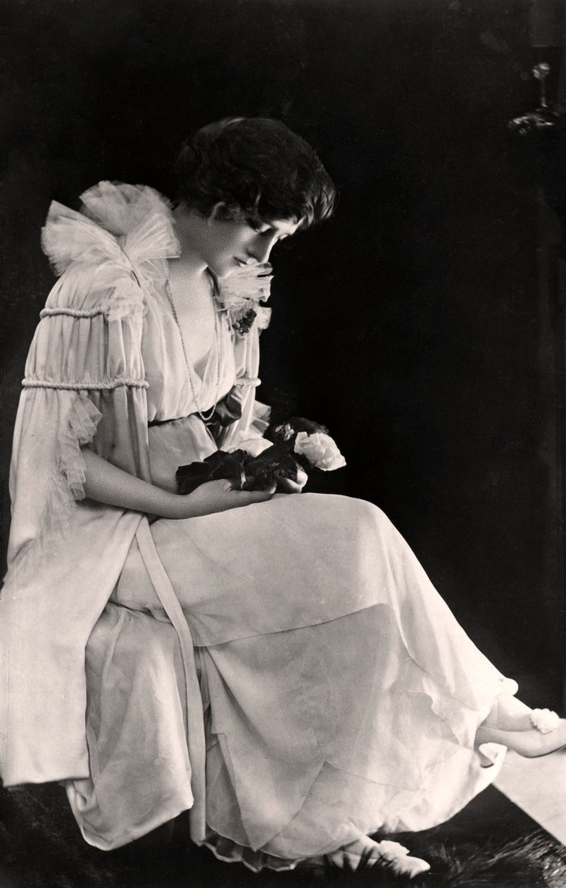 Phyllis Dare 1890-1975, angol színésznő, 20. század eleje. alkotó: Claude Harris