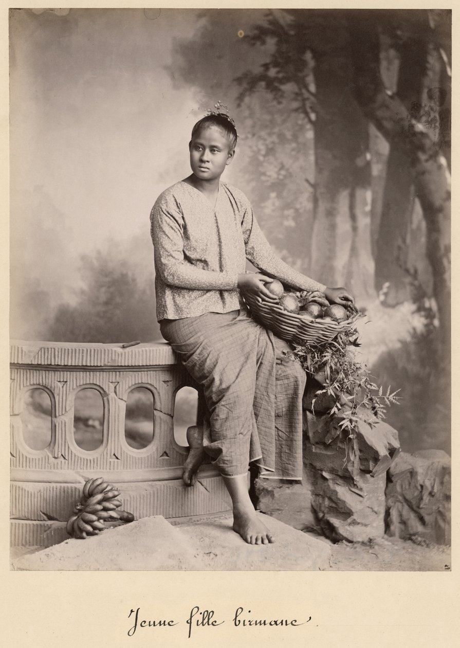 Fiatal burmai lány, 1880 körül (albumnyomat üvegnegatívról) alkotó: Colin Roderick Murray