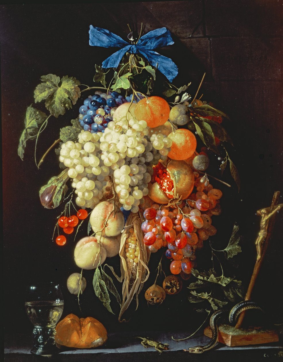 Csokor gyümölcs eucharisztikus szimbólumokkal a párkányon alul alkotó: Cornelis de Heem