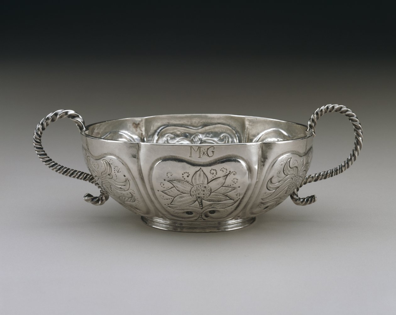 Brandywine tál, 1696-1731 (ezüst) alkotó: Cornelius Kierstede