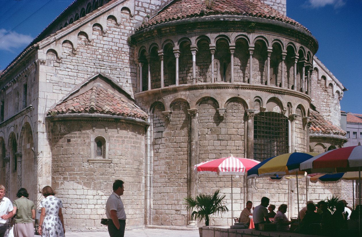 Sveti Krsevan templom, 1175-ben épült alkotó: Croatian School