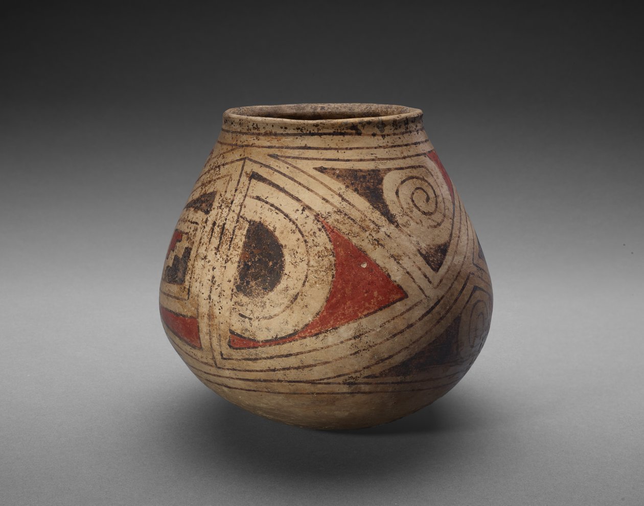 Jar (Olla) geometriai mintákkal, Casas Grandes alkotó: Culture Mogollon