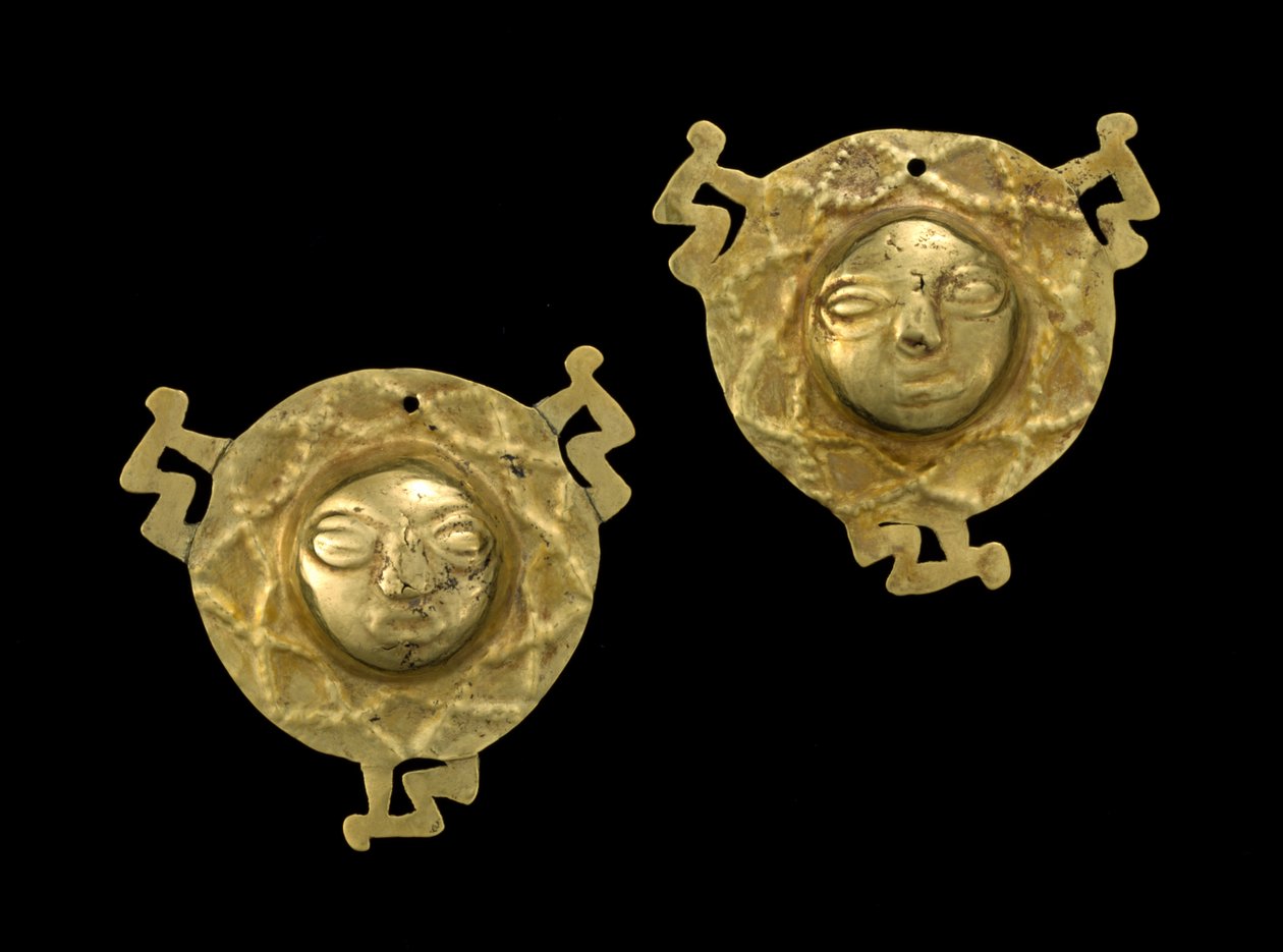 Füldíszpár, i.sz. 600-1600 (arany) alkotó: Culture Nariño