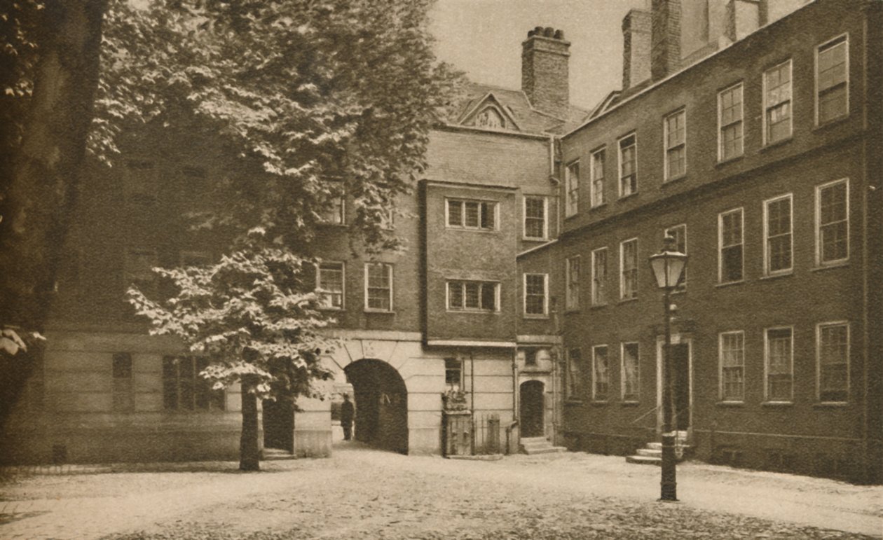 „A holborni Staple Inn csendes másik udvarának macskakövei”, 1935. alkotó: Cyril Ellis