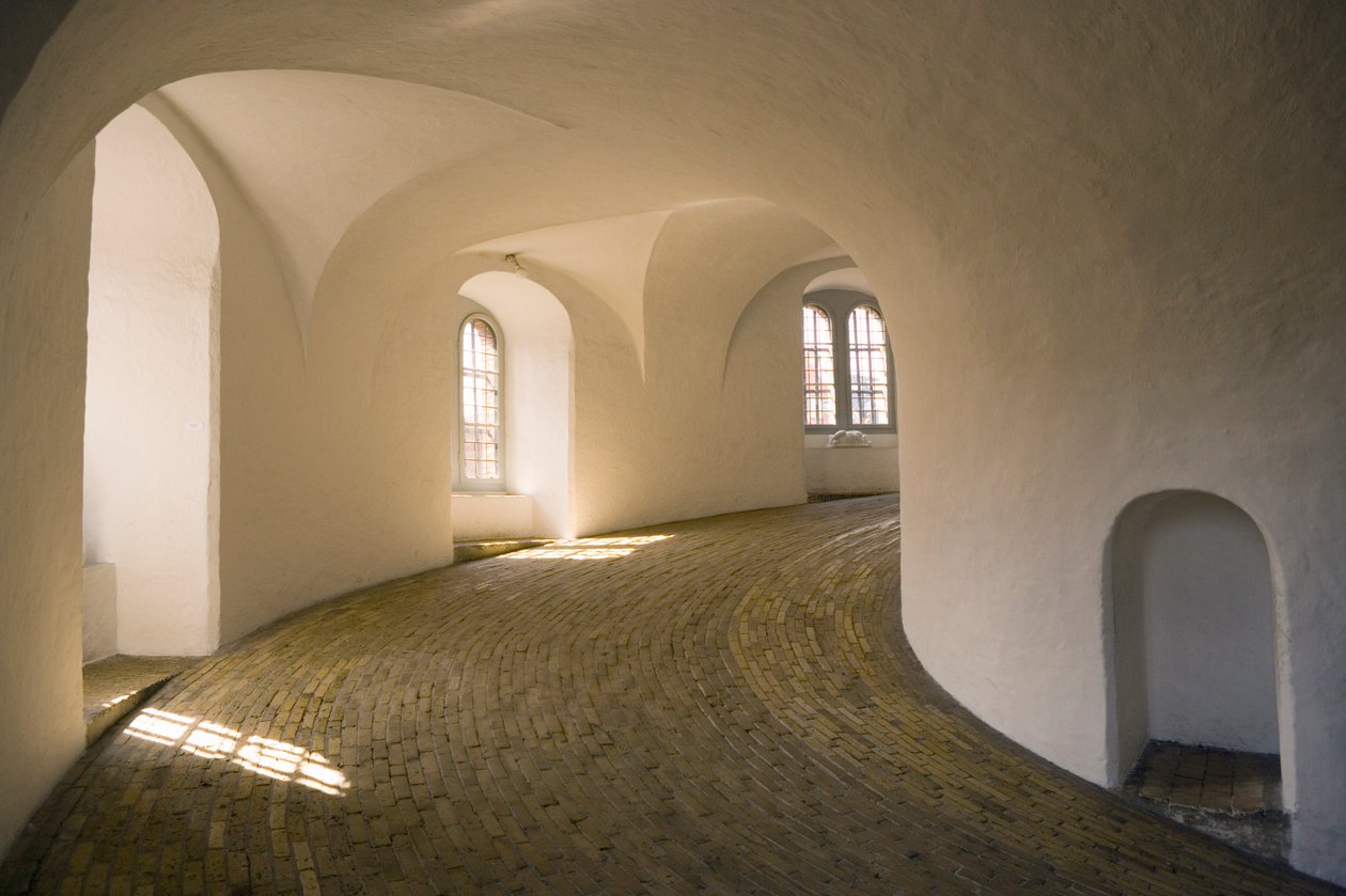 A Kerek torony belseje, 1643-ban készült el alkotó: Danish School
