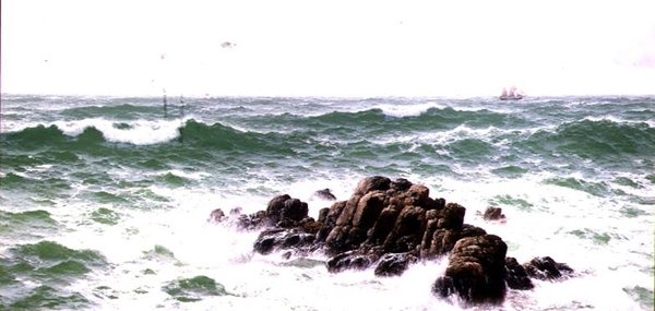 Peel Rock, Land