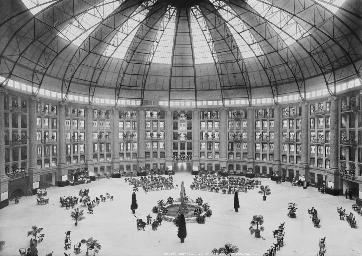 A New West Baden Springs Hotel átriuma, West Baden Springs, Indiana, 1900-15 alkotó: Detroit Publishing Co.