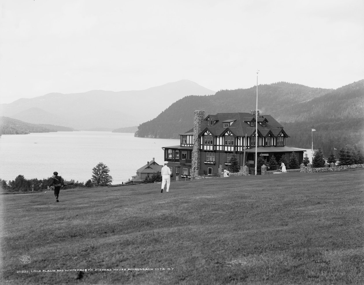 Lake Placid és a Whiteface-hegy a Stevens-házból, Adirondack-hegység, New York, 1909 körüli évek alkotó: Detroit Publishing Co.