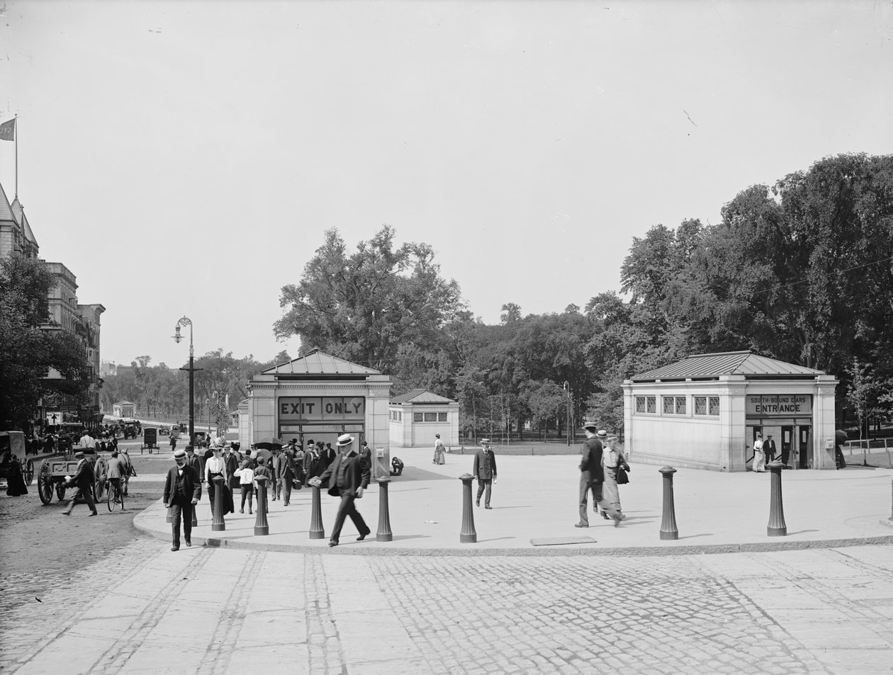 Metró be- és kijárata, Boston Common, Boston, Massachusetts, USA, 1900 körül alkotó: Detroit Publishing Co.