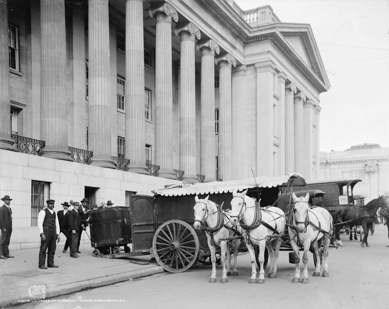 US Treasury Currency Wagon, Washington, D.C., 1906 körül (f/w fotó) alkotó: Detroit Publishing Co.