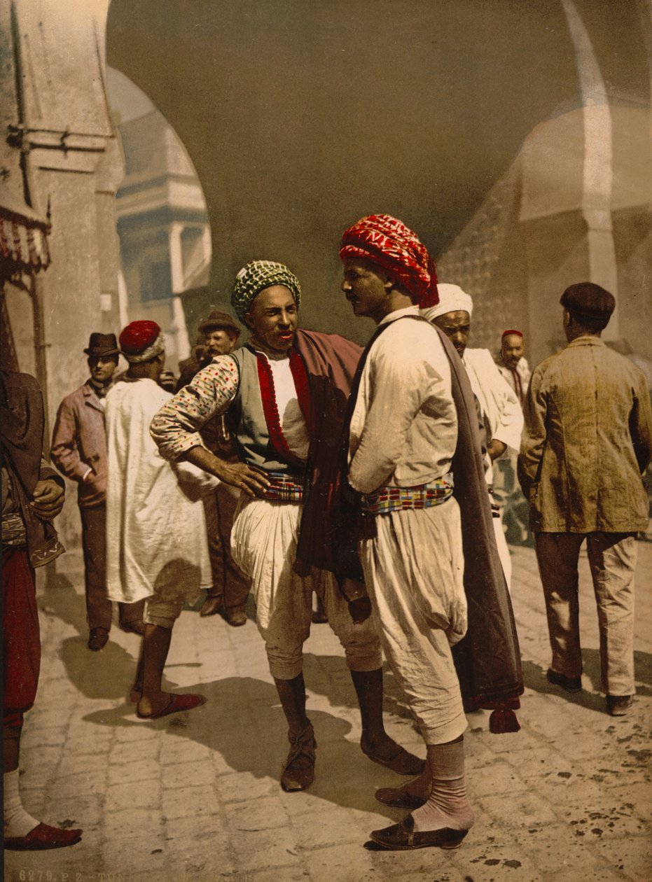 Turbános férfiak Tuniszban, 1899 körül (photochrom) alkotó: Detroit Publishing Co.