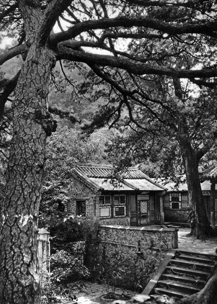 Western Hills, Haidan kerület, Peking alkotó: Donald Mennie