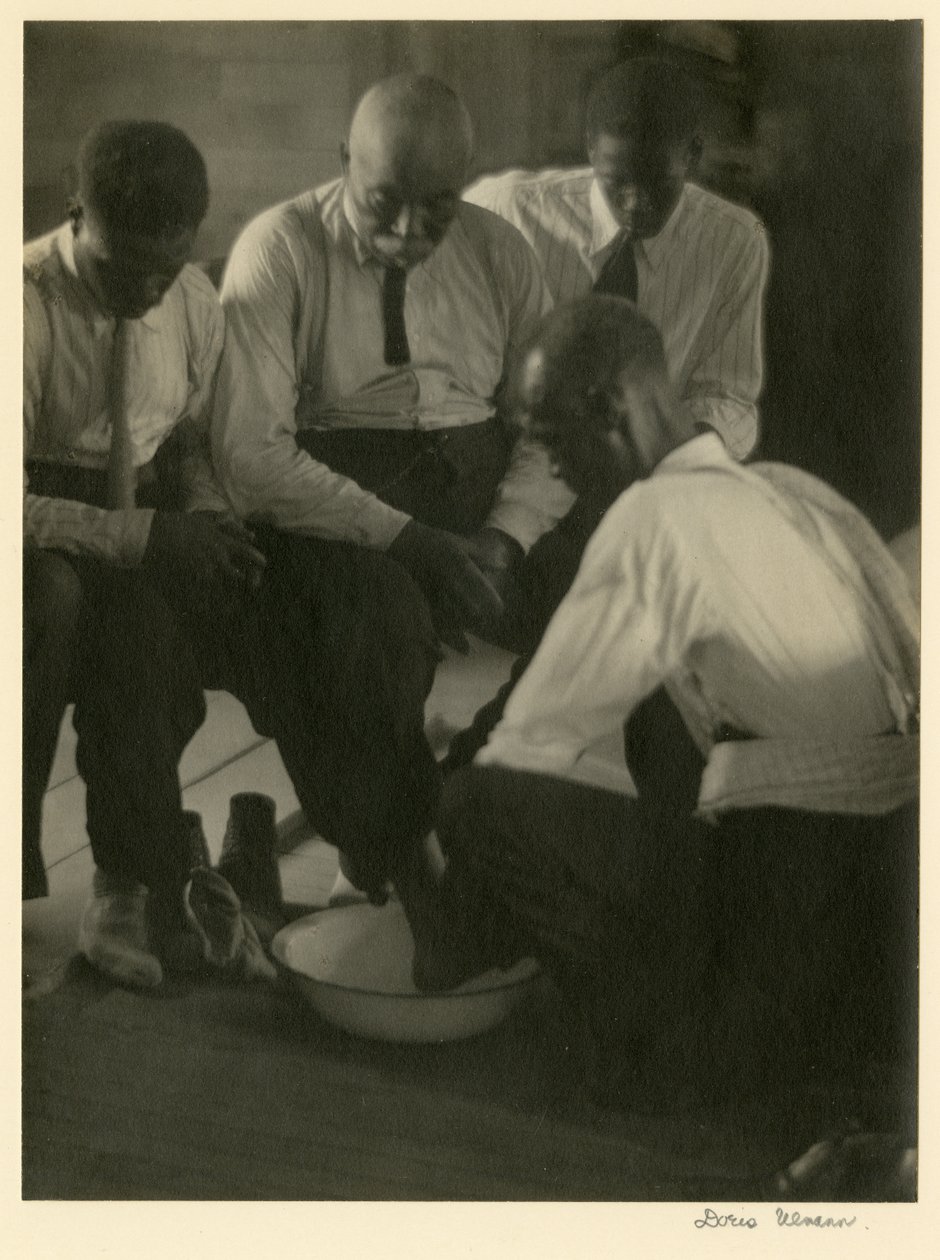 Lábmosás, Dél-Karolina, 1929 körül alkotó: Doris Ulmann