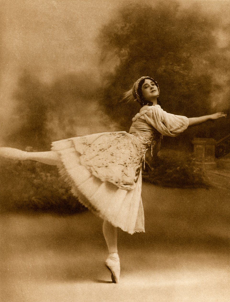 Madame Karsavina, 1913. alkotó: Dover Street Studios