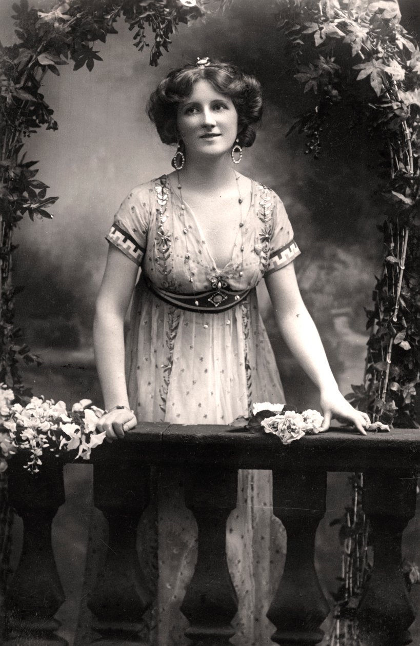 Nina Sevening, színésznő, 1900-as évek. alkotó: Dover Street Studios